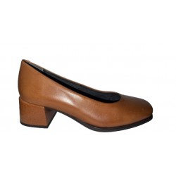 SALON PIEL LUCIDO CUERO